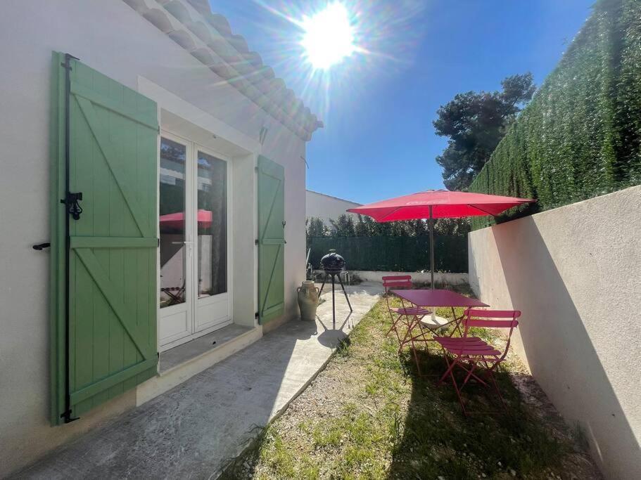 Logement Cosy Cuisine / Terrasse / Bbq Ollioules Dış mekan fotoğraf