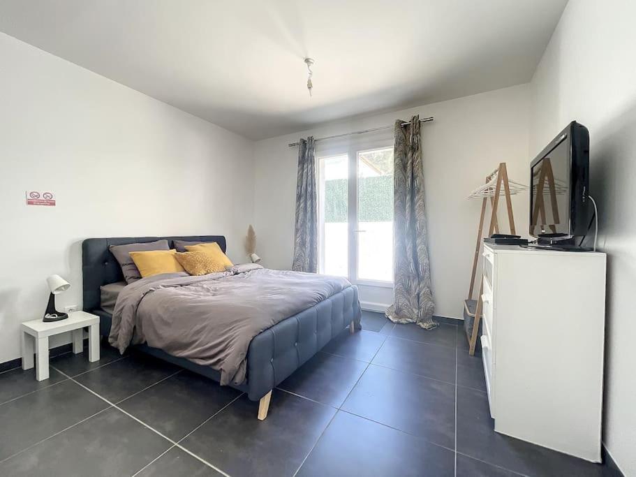 Logement Cosy Cuisine / Terrasse / Bbq Ollioules Dış mekan fotoğraf